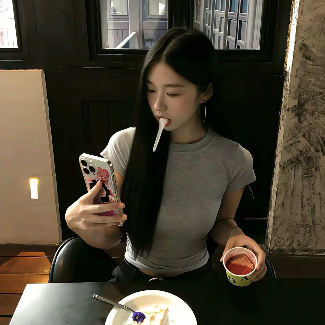 长在屋里的竹笋